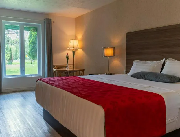 Hotel Cowansville hotel detail image 3