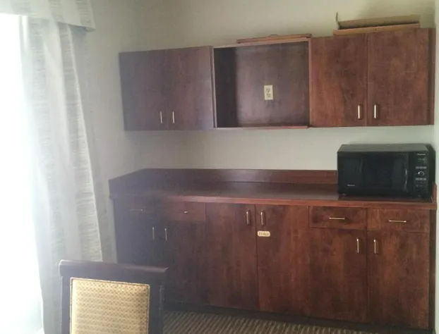 Foxwood Inn & Suites hotel detail image 3