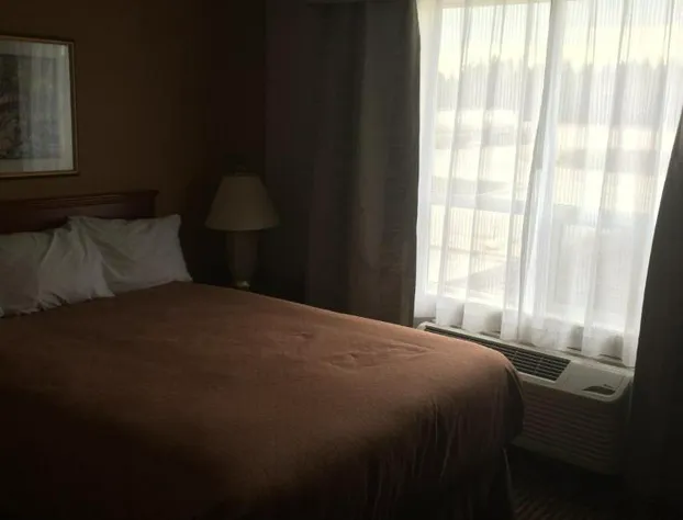 Foxwood Inn & Suites hotel detail image 4