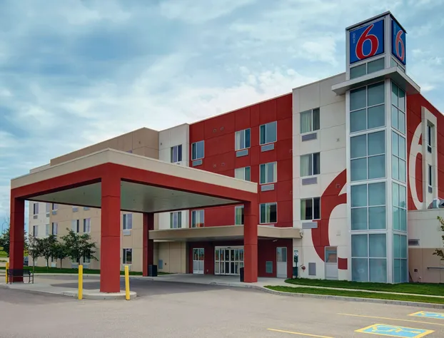 Motel 6 Airdrie, AB hotel detail image 1