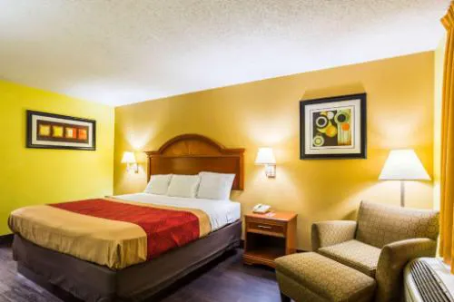 Econo Lodge Picayune hotel detail image 3