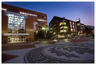 Rodeway Inn Willington North hotel hero