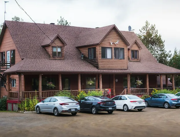 L'Auberge Refuge du Trappeur Inn hotel detail image 1