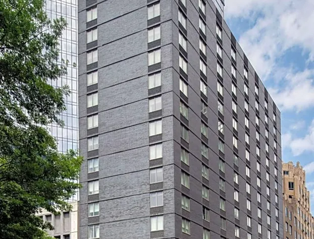 Hilton Garden Inn Long Island City New York hotel detail image 1