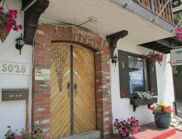 Gables Motel hotel detail image 2