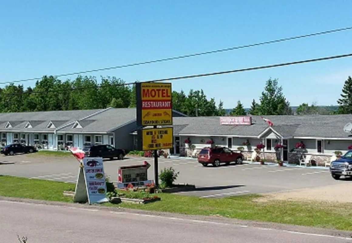 The Fundy Rocks Resort hotel hero