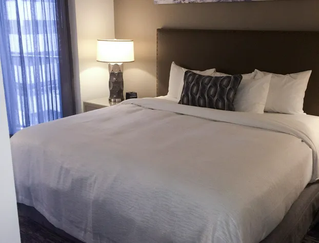 Embassy Suites Philadelphia Center City hotel detail image 1