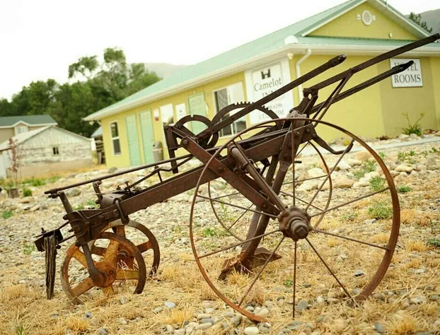 Camelot Inn at Honeyville hotel detail image 1