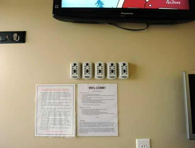 Camelot Inn at Honeyville hotel detail image 3