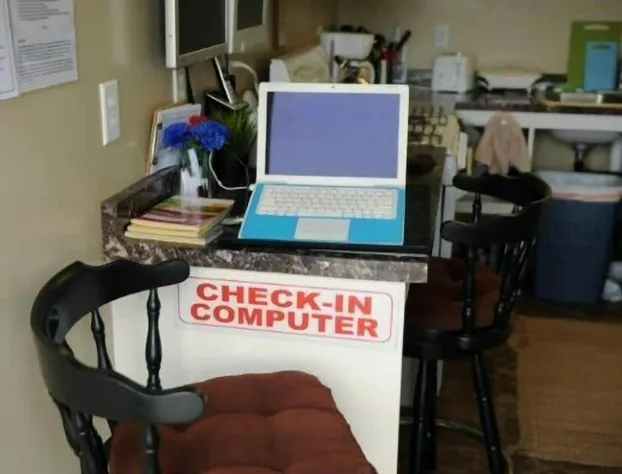 Camelot Inn at Honeyville hotel detail image 2