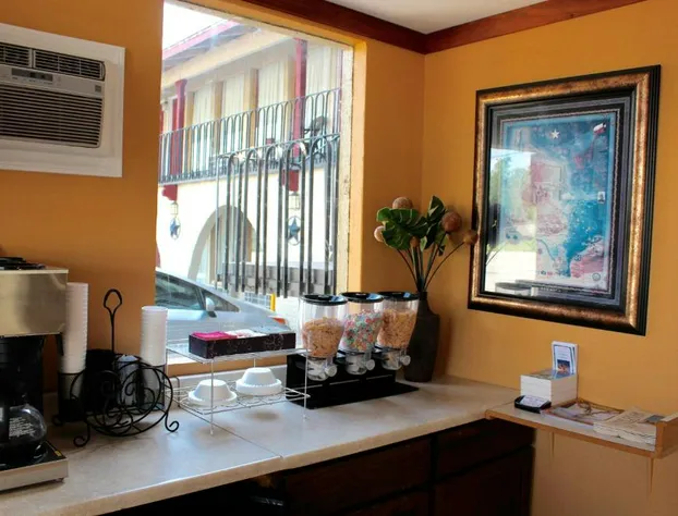 Executive Inn and Suites hotel detail image 3