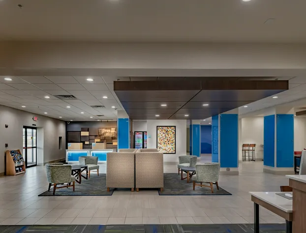 Holiday Inn Express & Suites N Waco Area - West by IHG hotel detail image 3