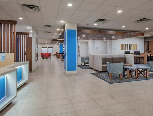 Holiday Inn Express & Suites N Waco Area - West by IHG hotel detail image 4