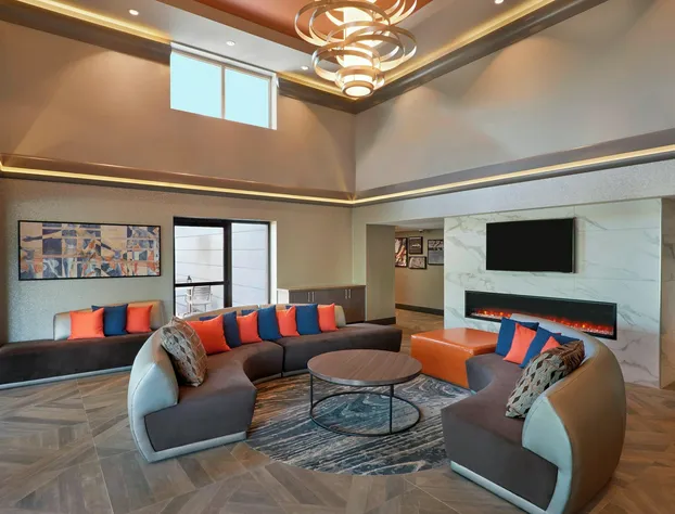 Four Points by Sheraton Hamilton - Stoney Creek hotel detail image 1