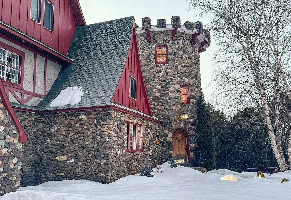 Pathsaala Inn & Restaurant hotel hero