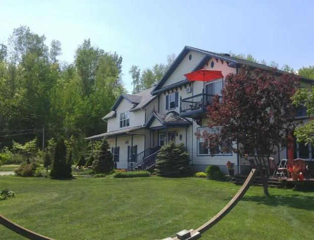 Gîte Domaine de la Baie B&B hotel detail image 1