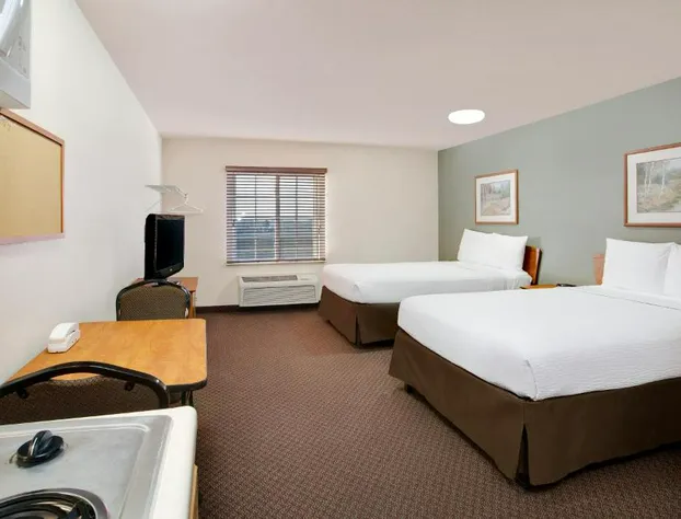 WoodSpring Suites Fort Wayne hotel detail image 4