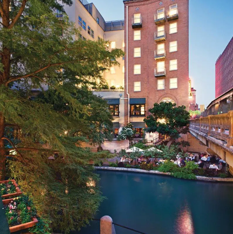 Club Wyndham Riverside Suites hotel hero