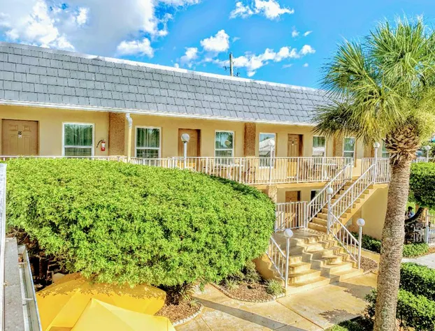 Inn on the Gulf hotel detail image 3