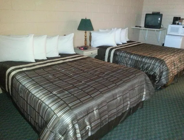 Maple Leaf Motel hotel detail image 1