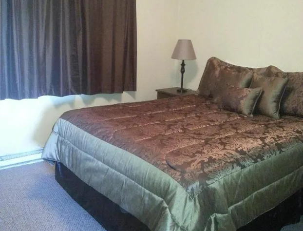 Maple Leaf Motel hotel detail image 2