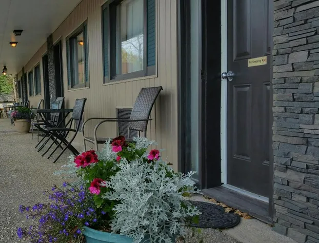 Maple Leaf Motel hotel detail image 3