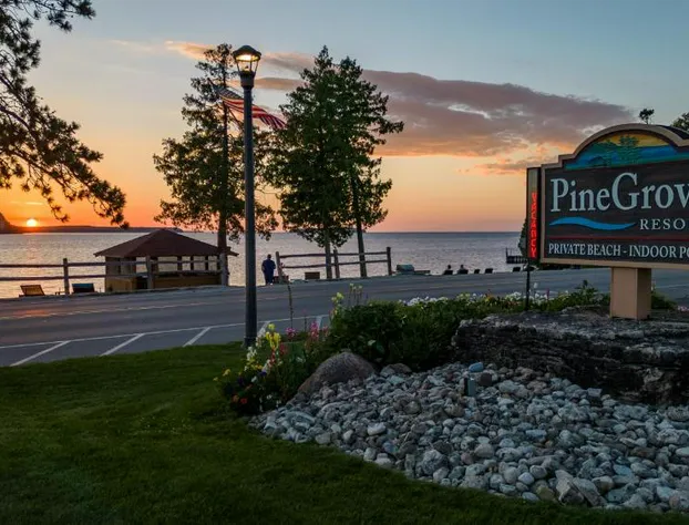 Pine Grove Resort hotel detail image 2