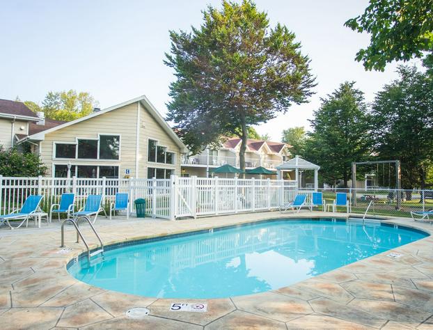 Somerset Inn & Suites hotel detail image 3
