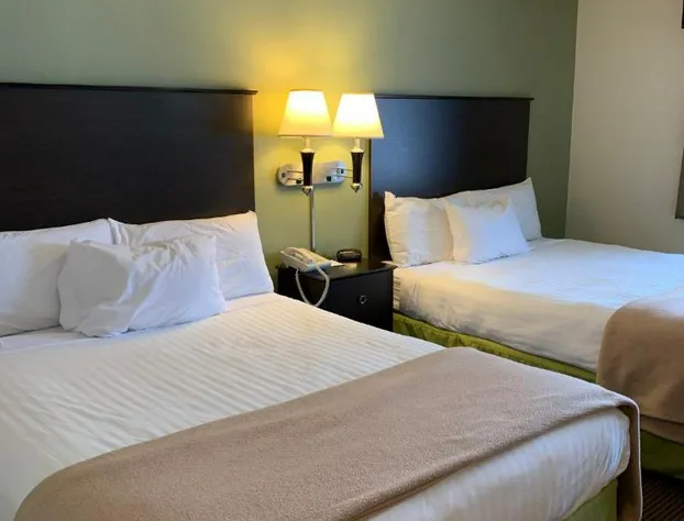 AmericInn by Wyndham Hampton hotel detail image 4