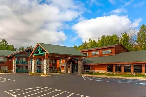 Cobblestone Hotel & Suites - Ladysmith hotel detail image 1