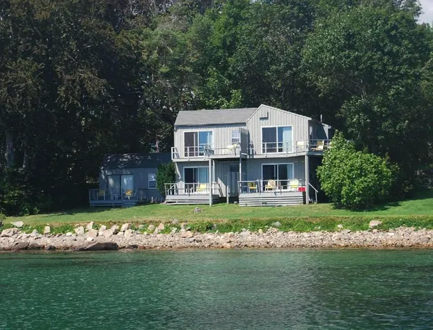 Dockside Guest Quarters & Restaurant hotel detail image 1