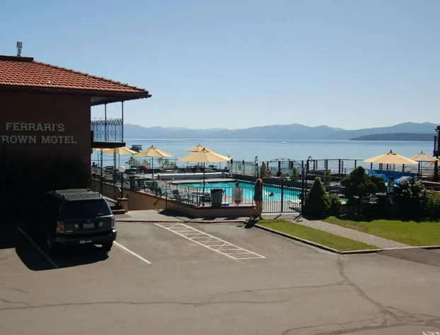 Crown Motel hotel detail image 3