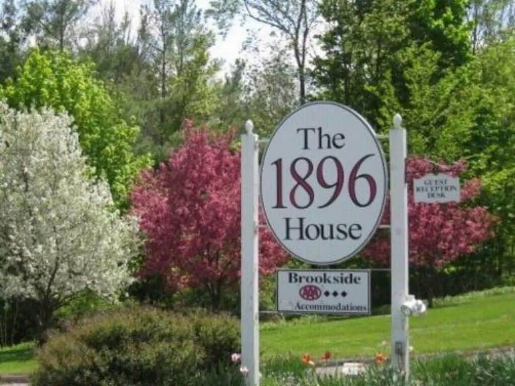 1896 House Country Inn & Motels hotel hero