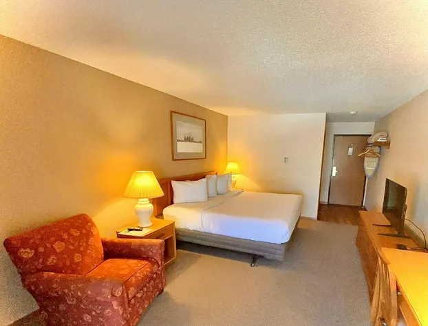 Lodge at Leathem Smith hotel detail image 3