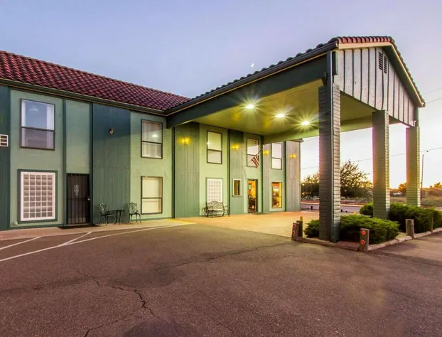 Rodeway Inn Silver Creek Inn hotel detail image 1