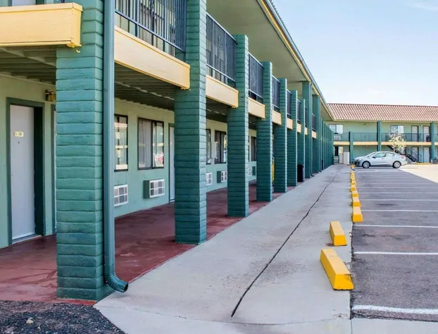 Rodeway Inn Silver Creek Inn hotel detail image 2