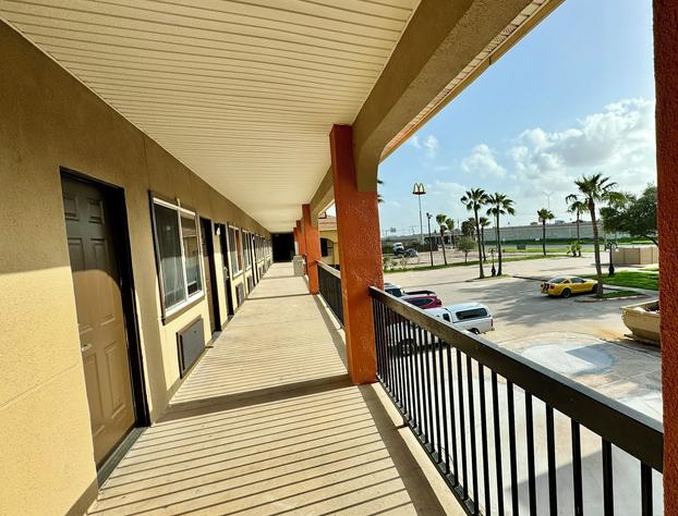 Texas Inn and Suites City Center at University Dr. hotel detail image 2
