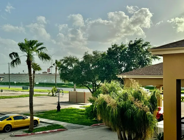 Texas Inn and Suites City Center at University Dr. hotel detail image 1