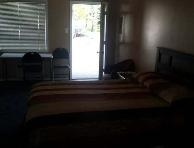 Rainbow Inn Motel hotel detail image 3