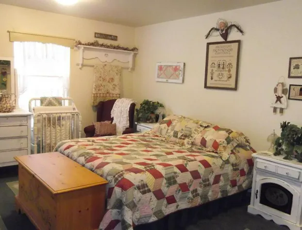 Alaska's Lake Lucille B&B hotel detail image 2