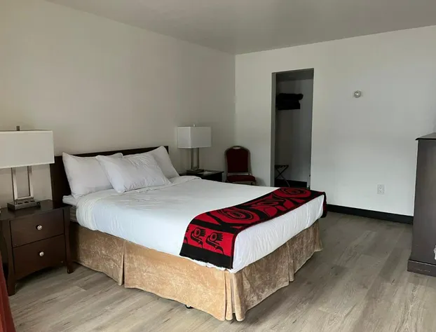 The Driftwood Lodge hotel detail image 4