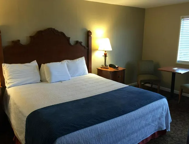 Kentucky Lake Inn hotel detail image 4