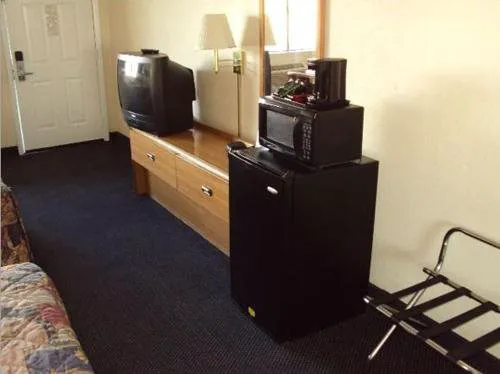 Regency Travel Inn hotel detail image 1