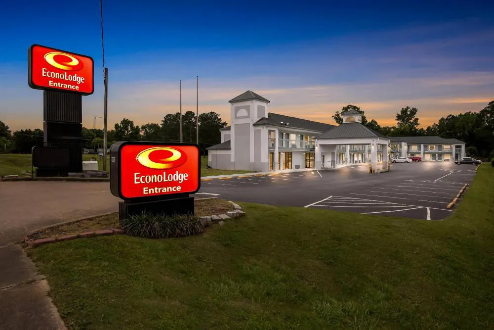 Econo Lodge Elberton hotel hero
