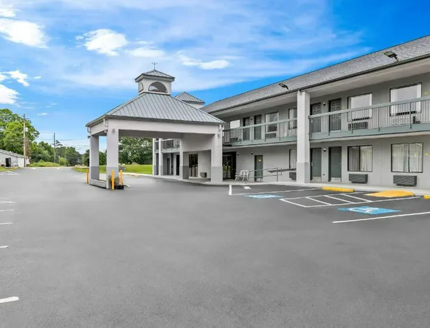 Econo Lodge Elberton hotel detail image 3