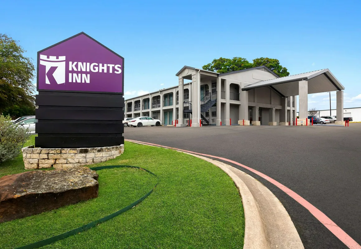 Knights Inn Belton hotel hero