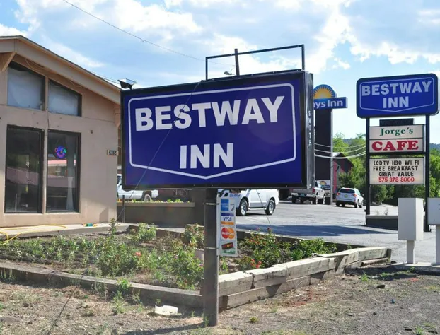Bestway Inn hotel detail image 4