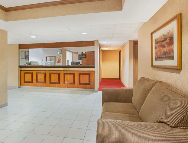 Super 8 by Wyndham Defiance hotel detail image 2