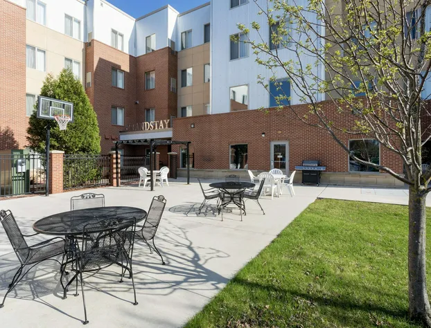 Grandstay Residential Suites Hotel - Sheboygan hotel detail image 2