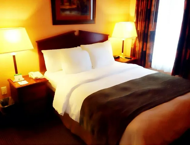Grandstay Residential Suites Hotel - Sheboygan hotel detail image 2